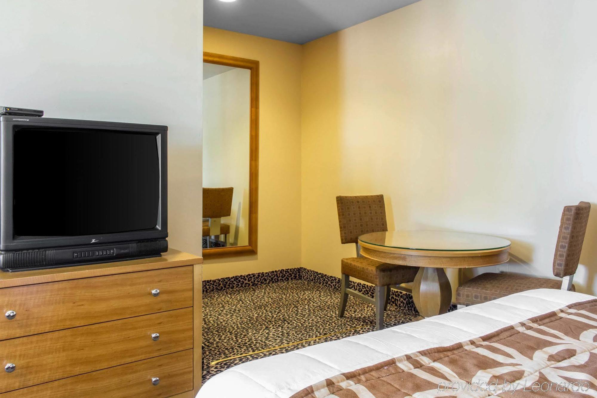 Econo Lodge Absecon Exteriör bild